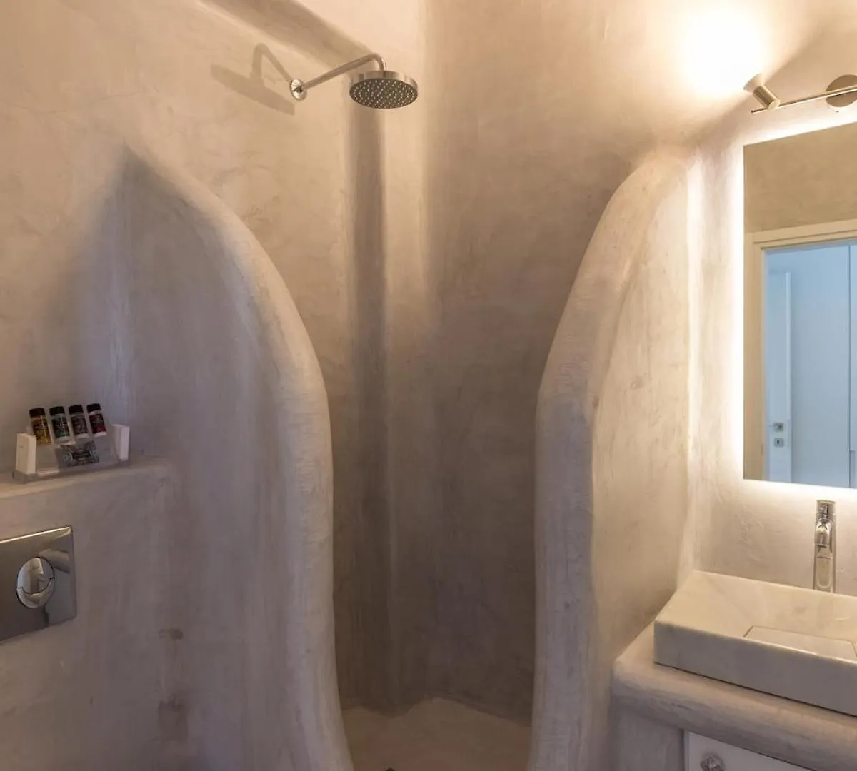 Villa Iliana 1 & 2 W Shared Pool, Ornos, Mykonos اليونان